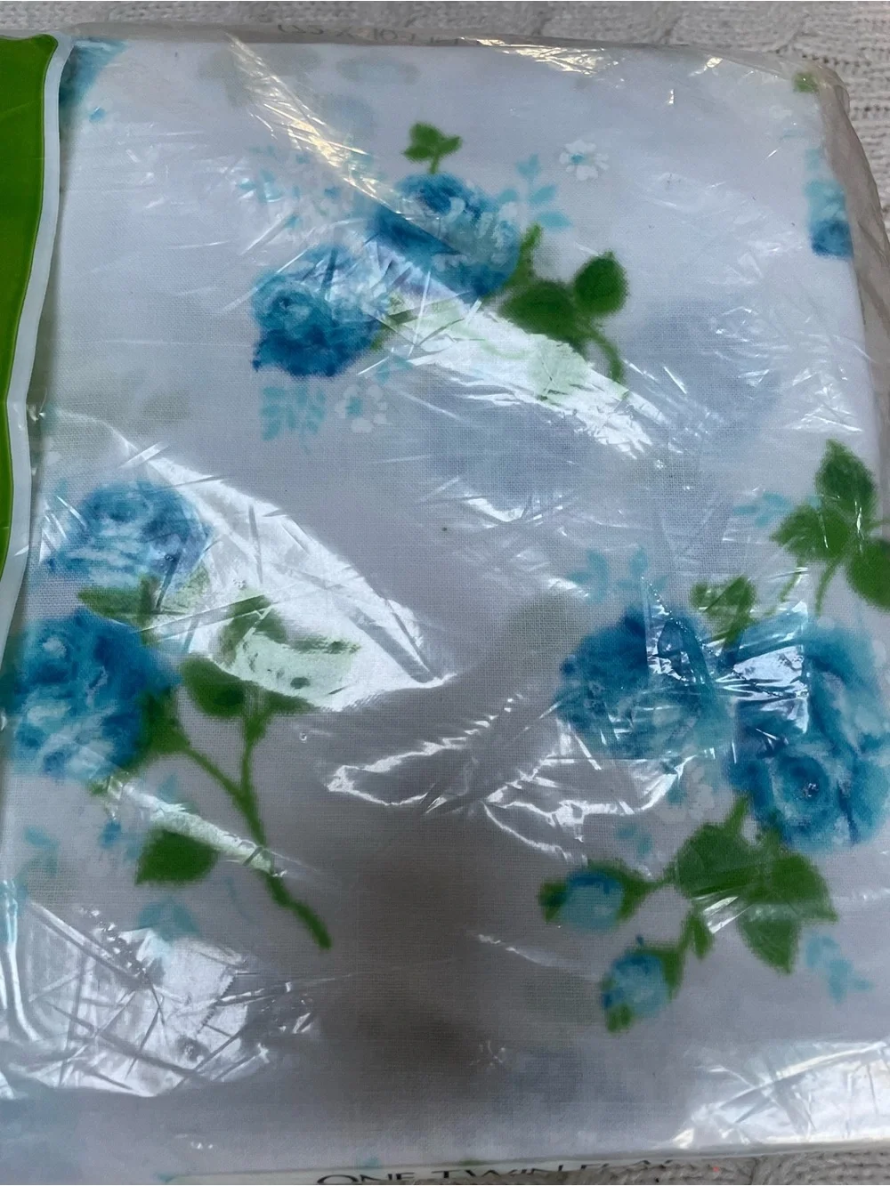 VTG Dantrel No Iron Dan Press Twin Flat Sheet - Dan River 72 x 104 Blue Floral